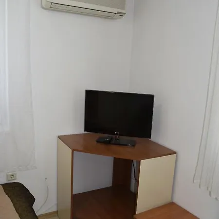 за гости 